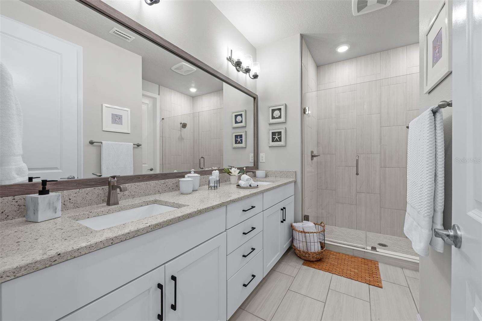 SOUTH TAMPANIA TWNHMS - Residential