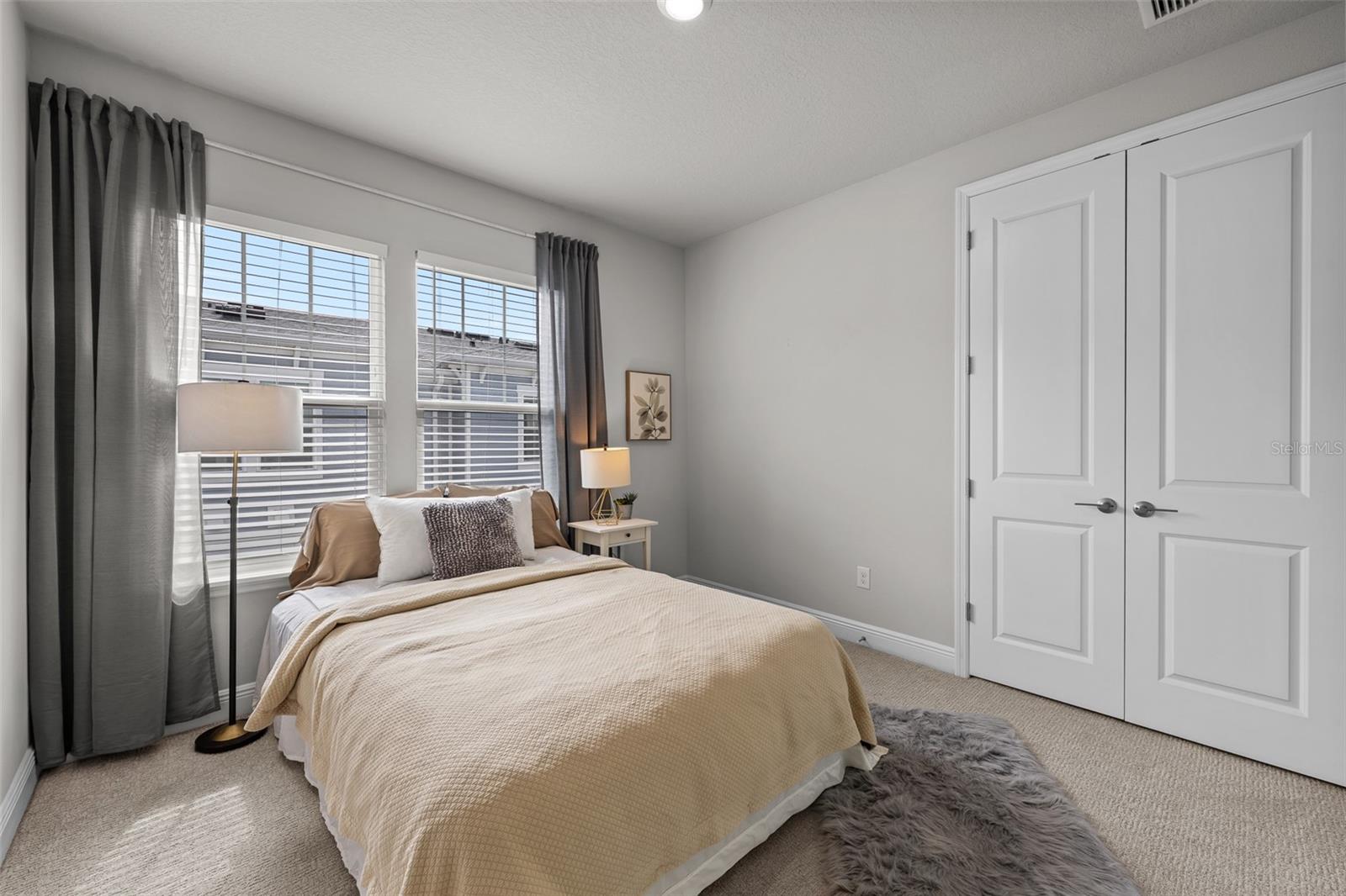 SOUTH TAMPANIA TWNHMS - Residential