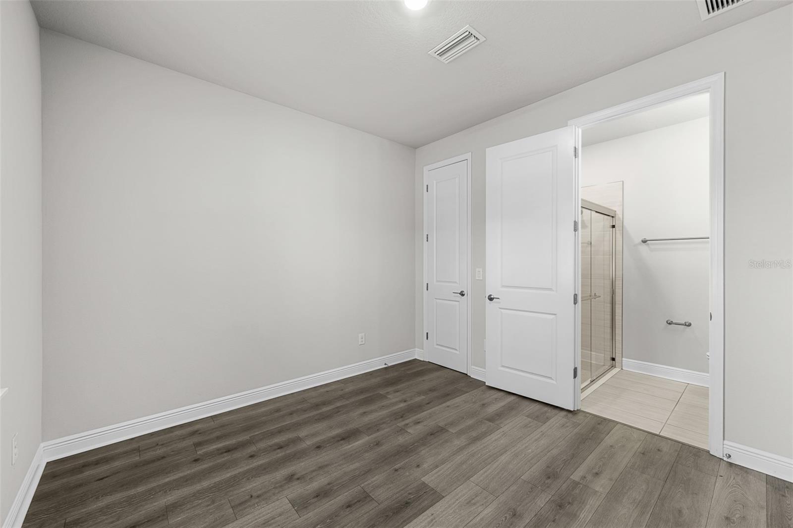 SOUTH TAMPANIA TWNHMS - Residential