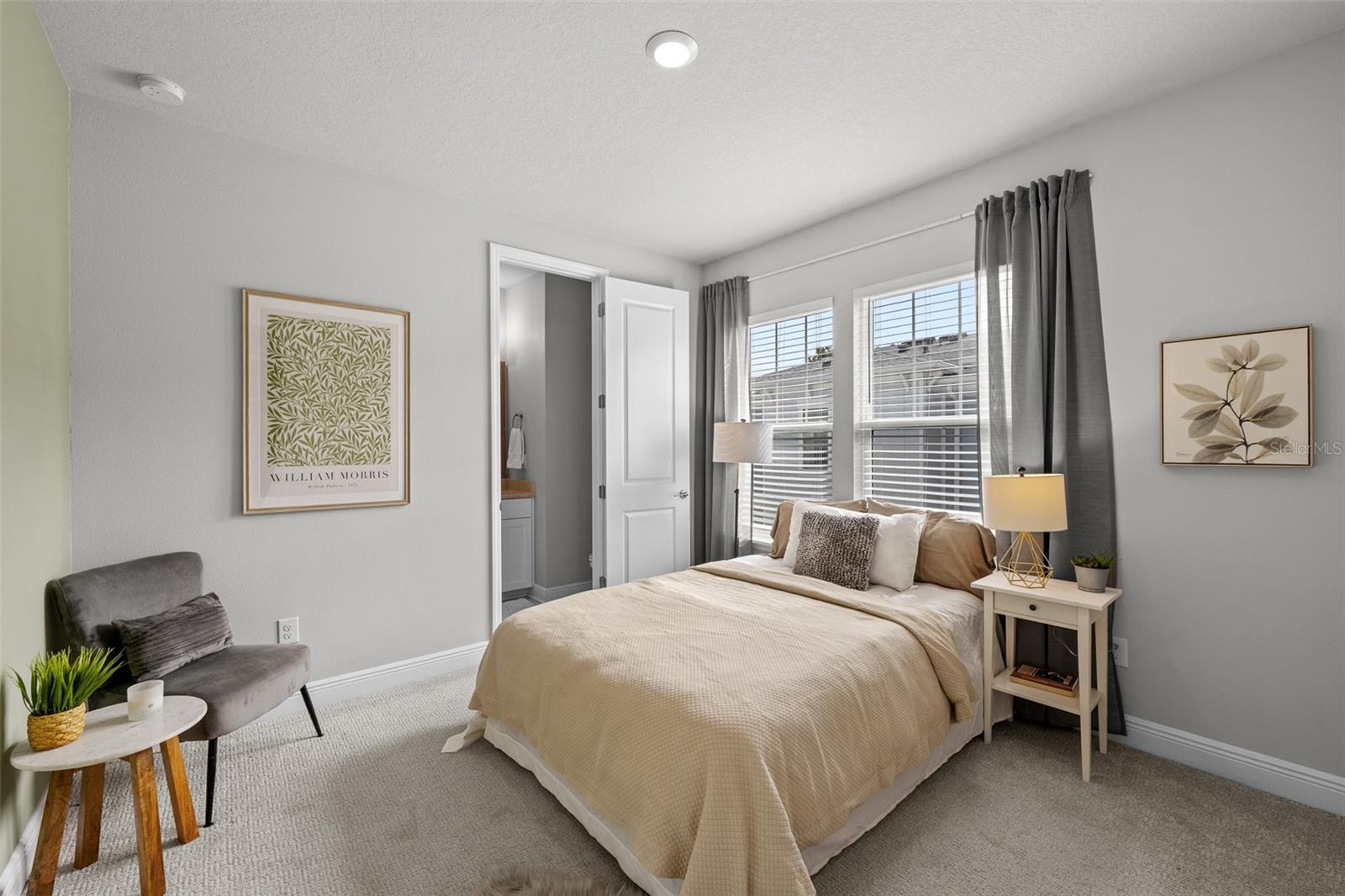 SOUTH TAMPANIA TWNHMS - Residential