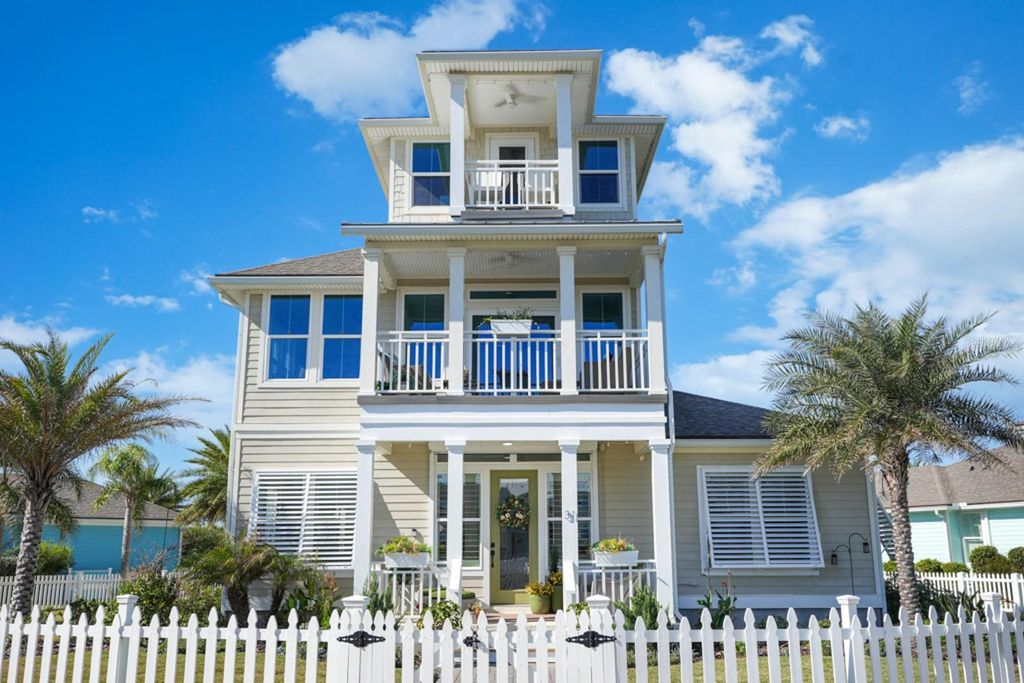 Photo of 31 Beach Haven Parkway, Palm Coast, FL 32137 (MLS # FC314744)