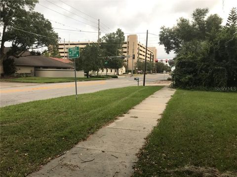 Tiny photo for 315 N Sinclair Avenue, Tavares, FL 32778 (MLS # G5035111)