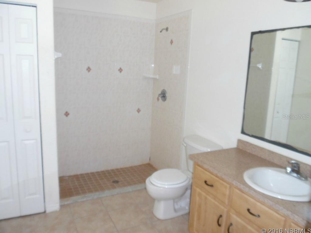 Florida Shores 01 - Residential