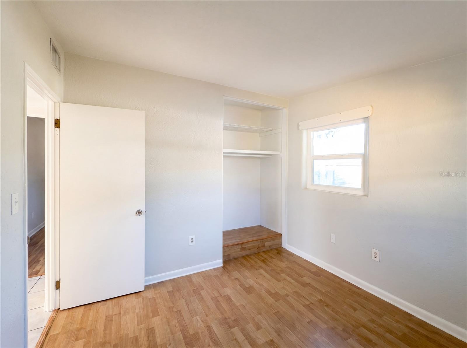 MENDELLS HAWKS PARK - Residential