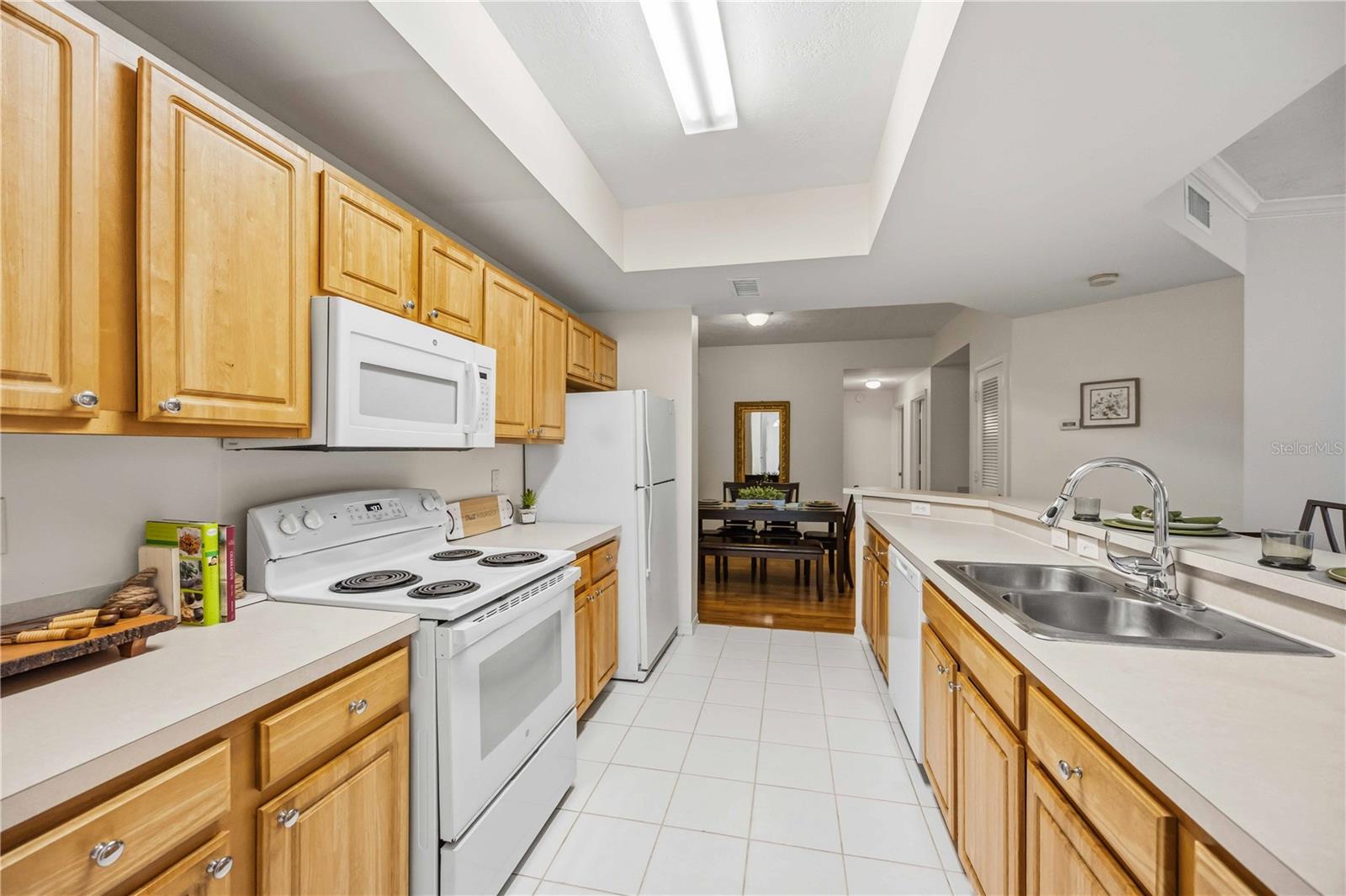 LAS PALMAS OF SARASOTA - Residential