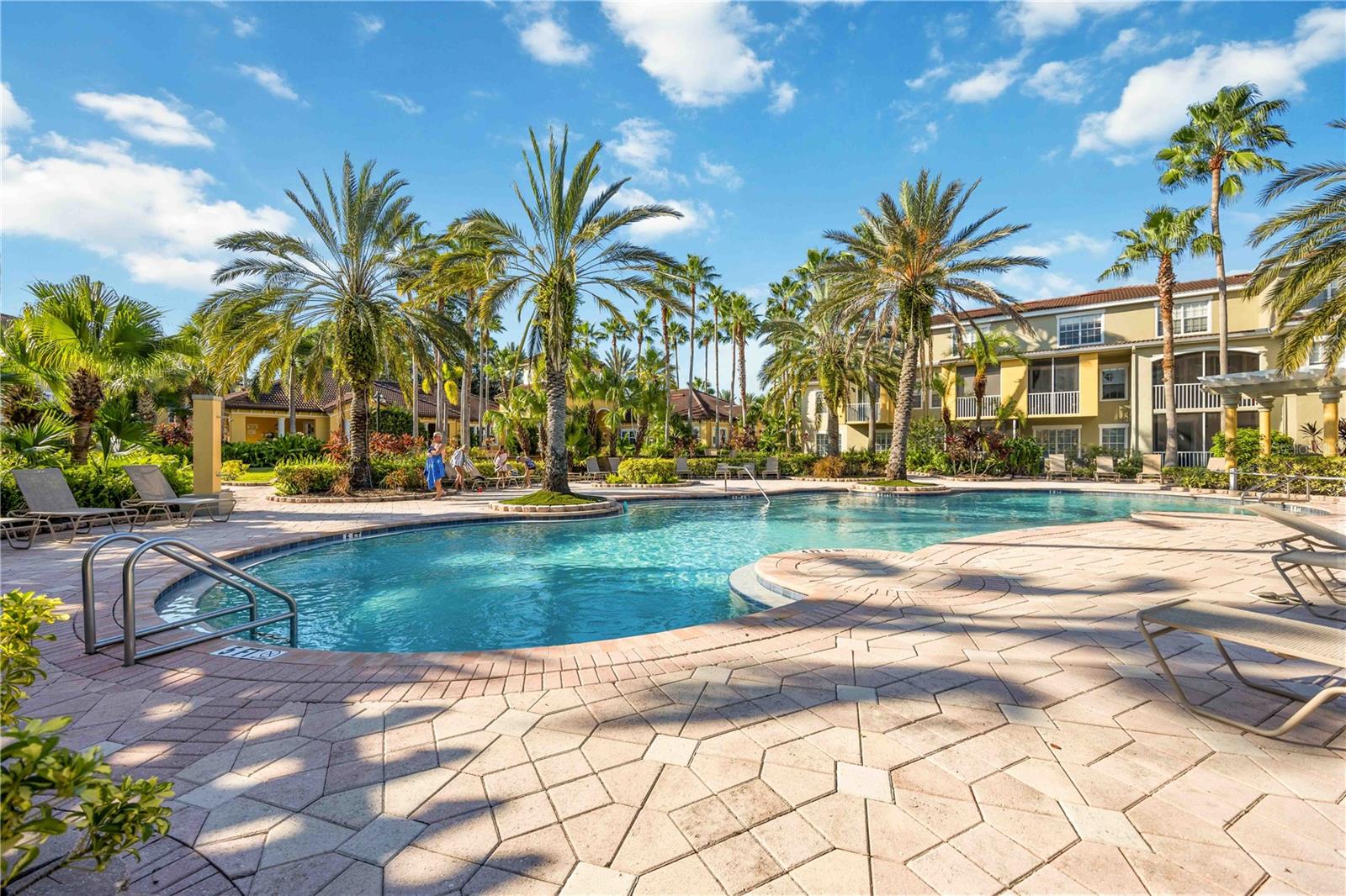 LAS PALMAS OF SARASOTA - Residential