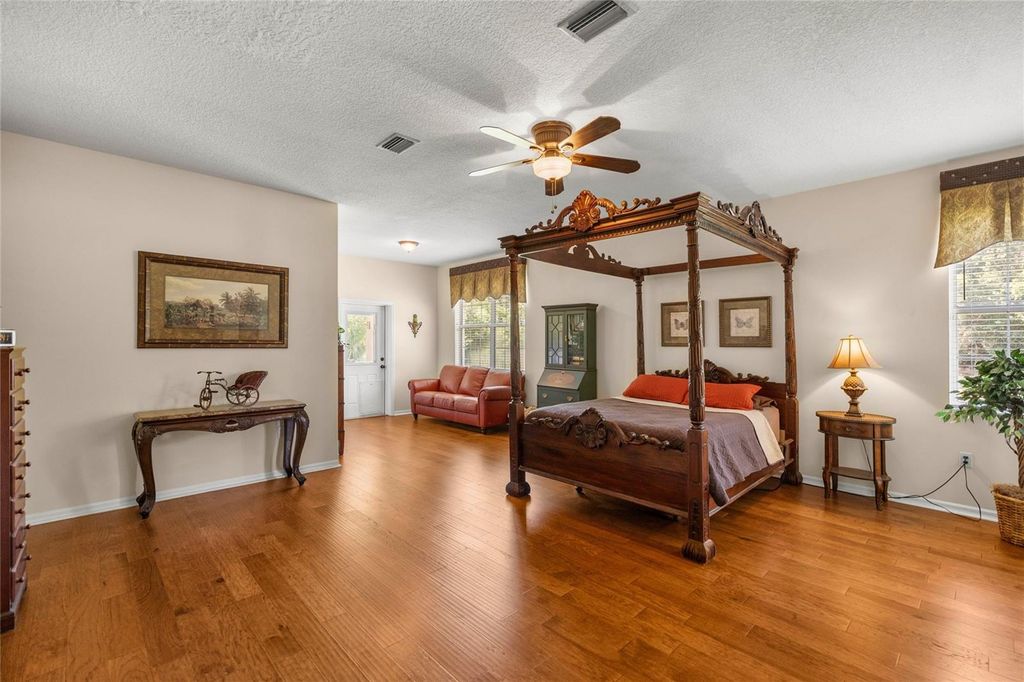 Photo of 10264 W Springtree Lane, Crystal River, FL 34428 (MLS # TB8413156)