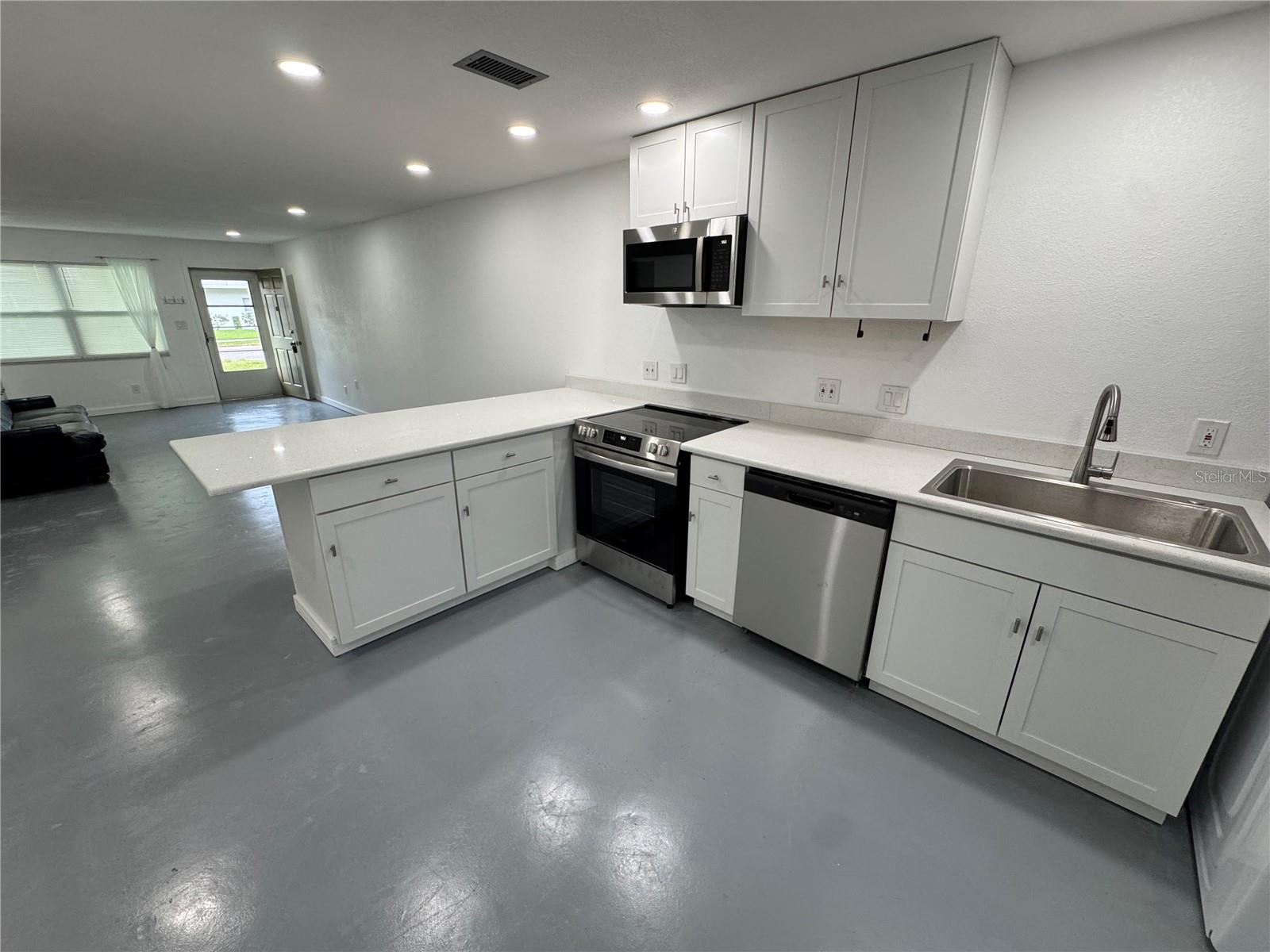 TYRONE GARDEN APTS CONDO - Residential