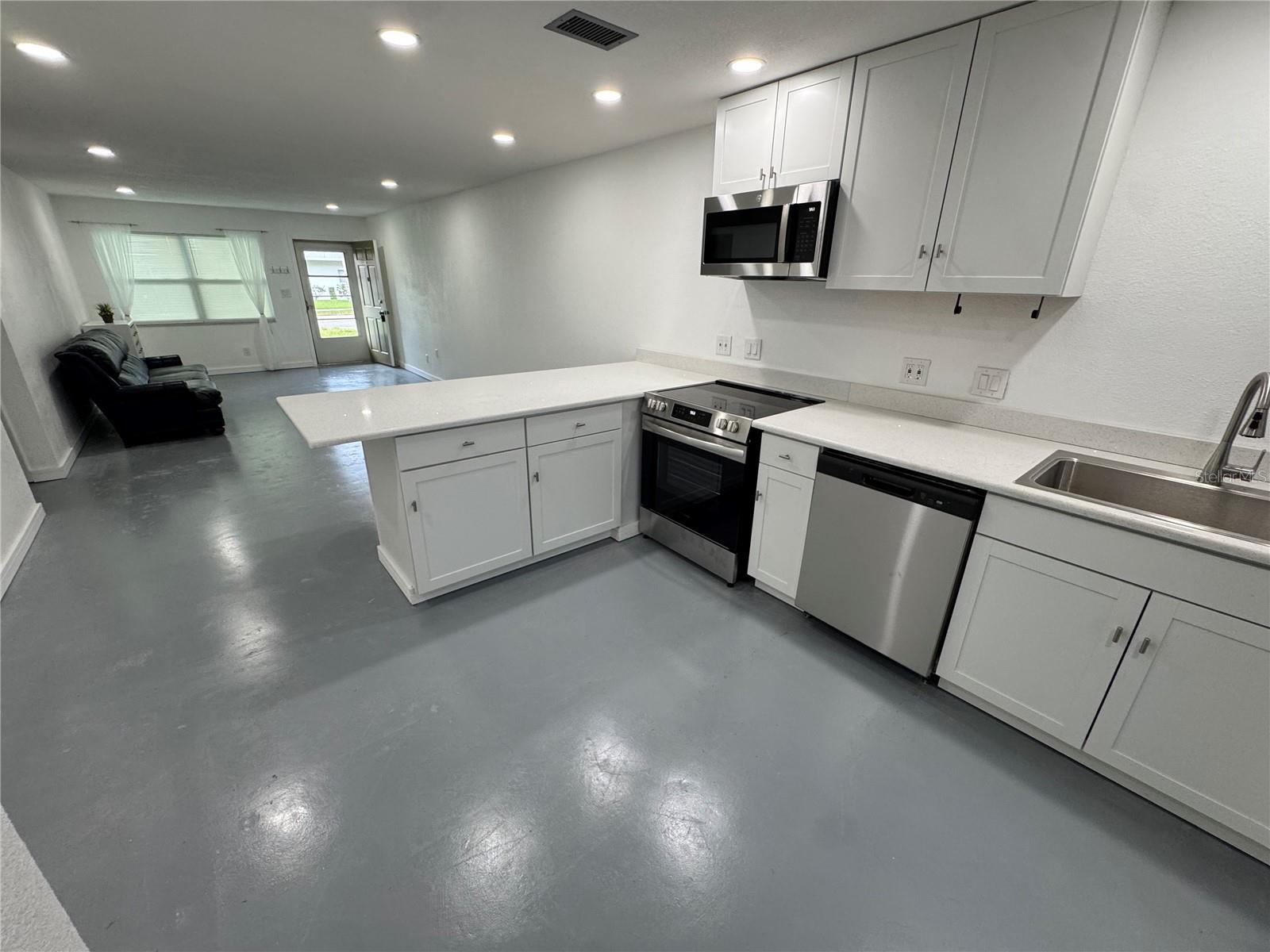 TYRONE GARDEN APTS CONDO - Residential