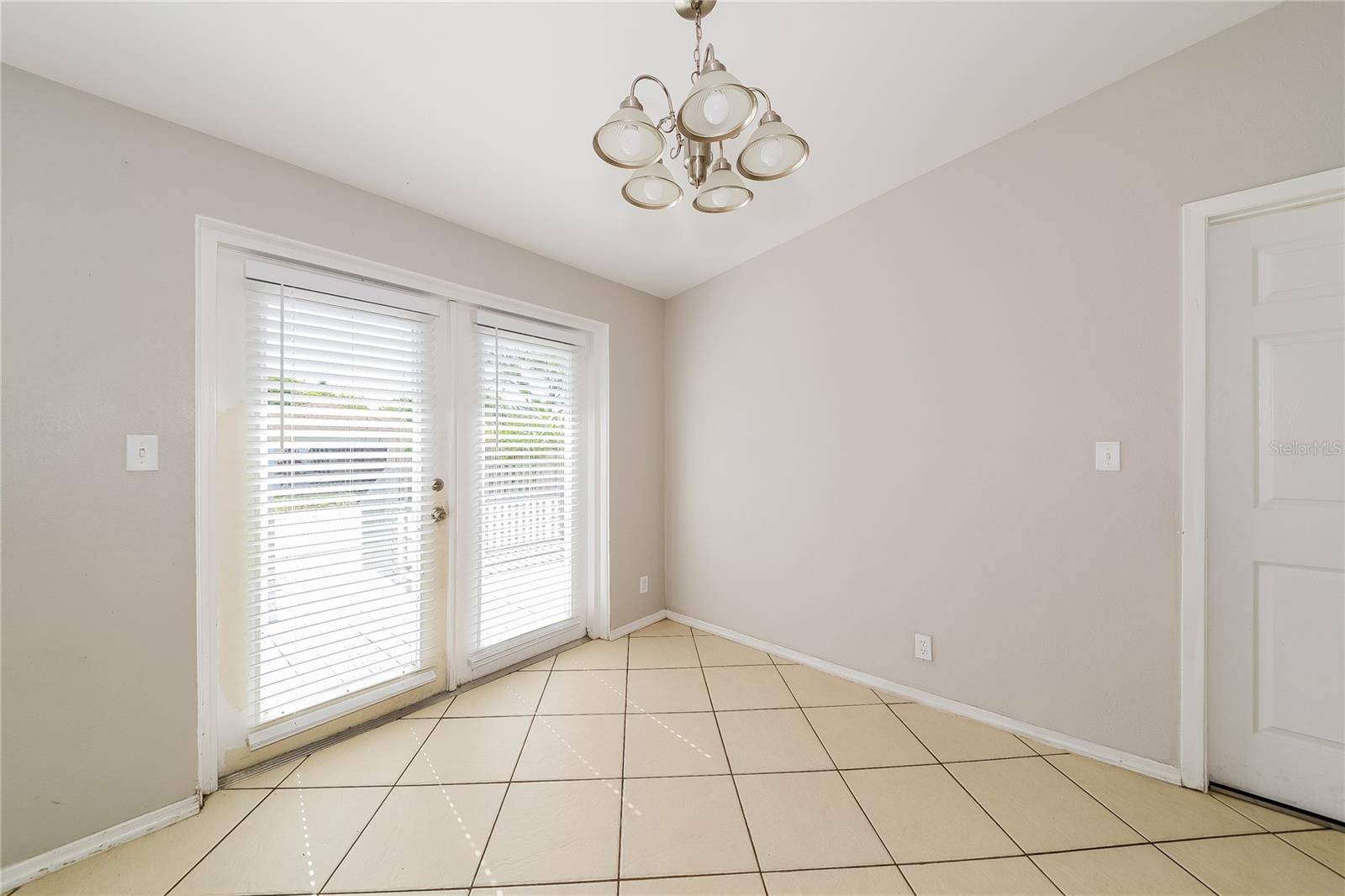MAGNOLIA PARK - Residential Lease