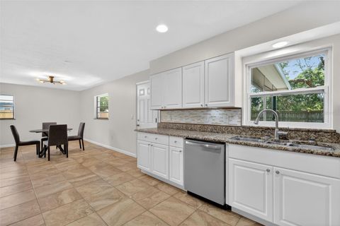 Tiny photo for 60 Outlook Street, Umatilla, FL 32784 (MLS # G5112477)