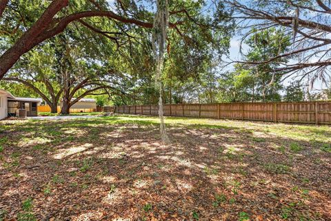 Tiny photo for 60 Outlook Street, Umatilla, FL 32784 (MLS # G5112477)
