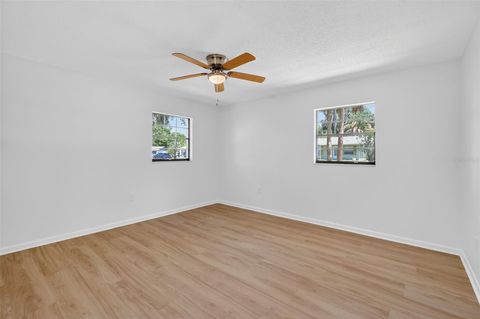 Tiny photo for 60 Outlook Street, Umatilla, FL 32784 (MLS # G5112477)
