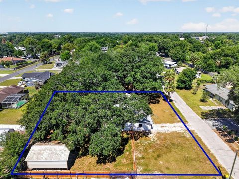 Tiny photo for 60 Outlook Street, Umatilla, FL 32784 (MLS # G5112477)