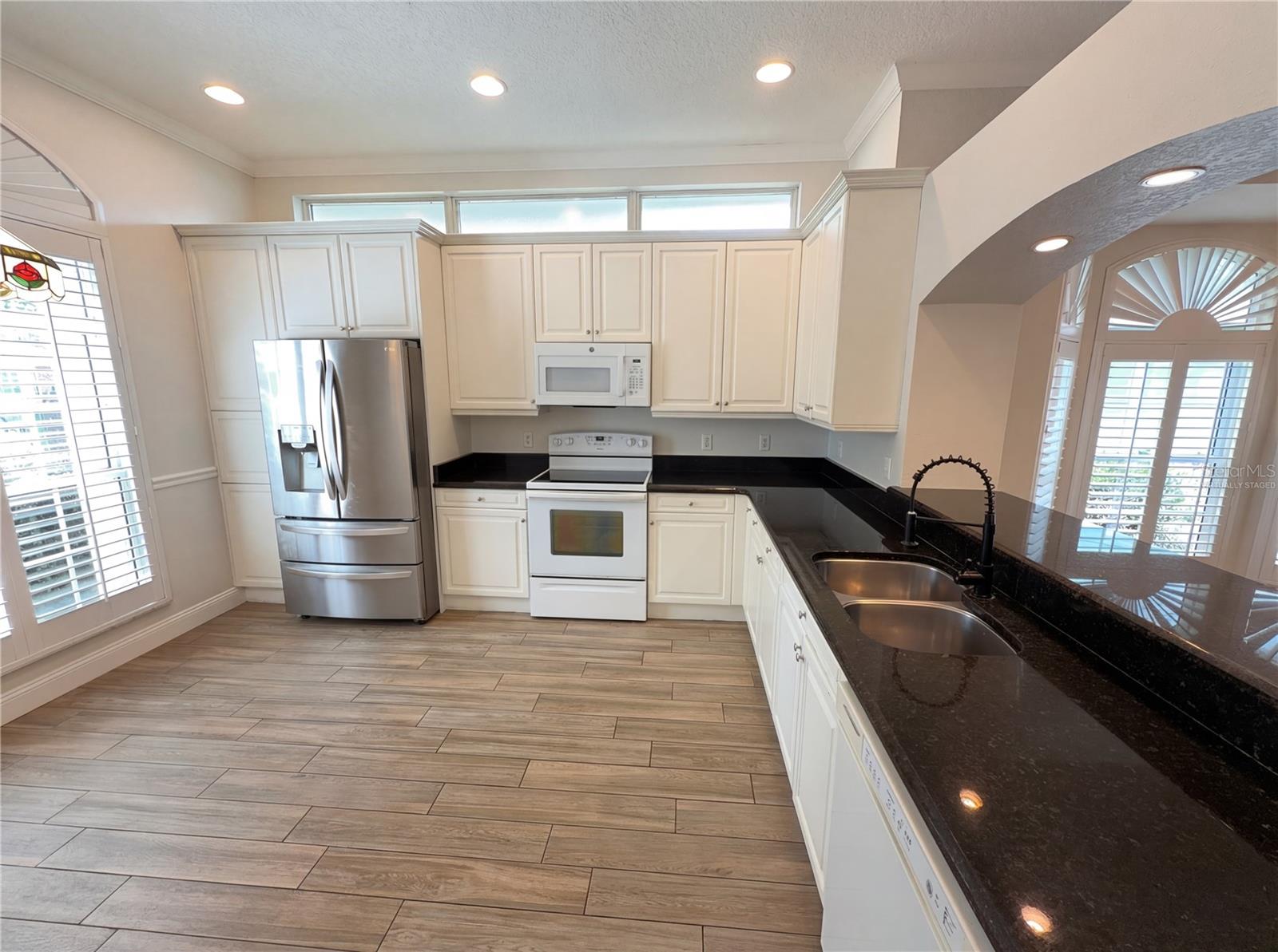 HIGHLAND VILLAGE 2 - Residential