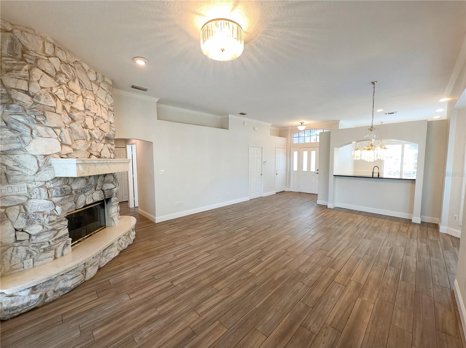 HIGHLAND VILLAGE 2 - Residential