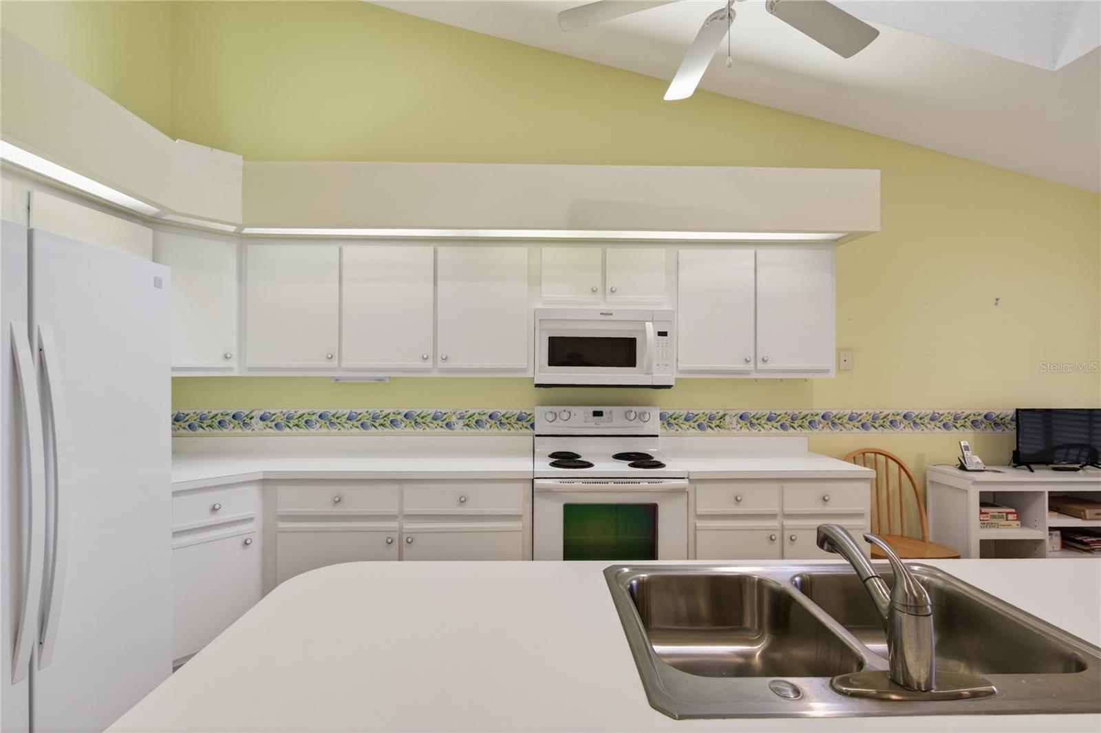 TAVARES BAYTREE PH 02 - Residential