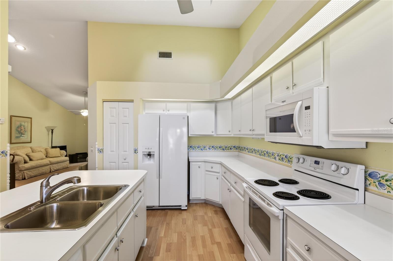 TAVARES BAYTREE PH 02 - Residential