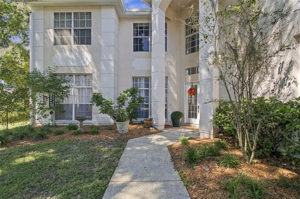 Photo of 8102 Stonefield Way, Tampa, FL 33635 (MLS # TB8549274)