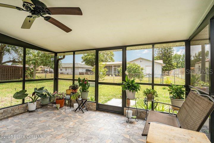 CARLTON GROVES SUB - Residential