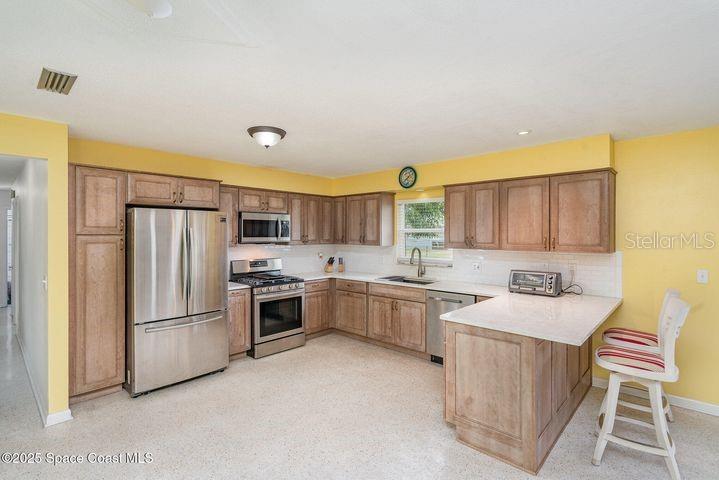 CARLTON GROVES SUB - Residential