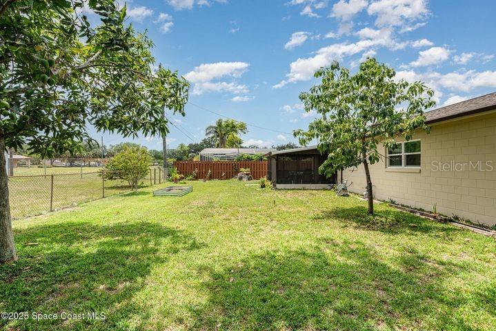 CARLTON GROVES SUB - Residential