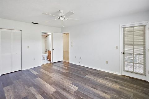 A home in HERNANDO