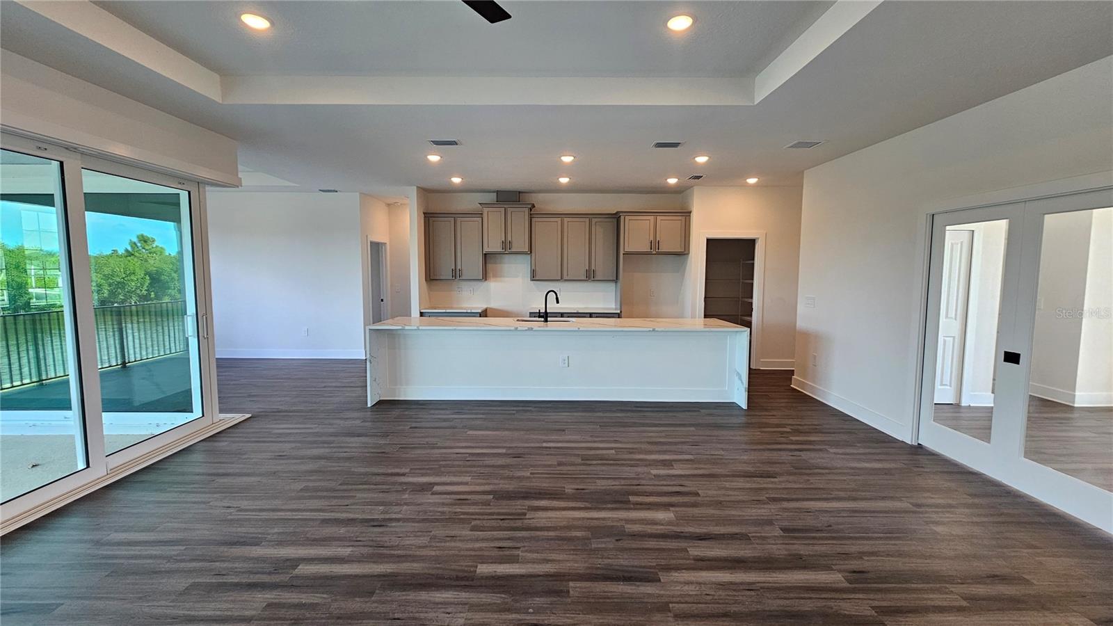 15108 LEIPZIG CIRCLE