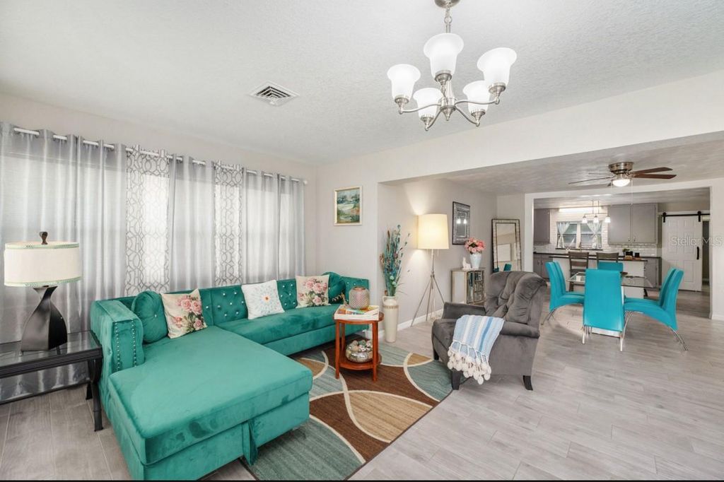 Photo of 1075 8th Street NW, Winter Haven, FL 33881 (MLS # TB8349640)