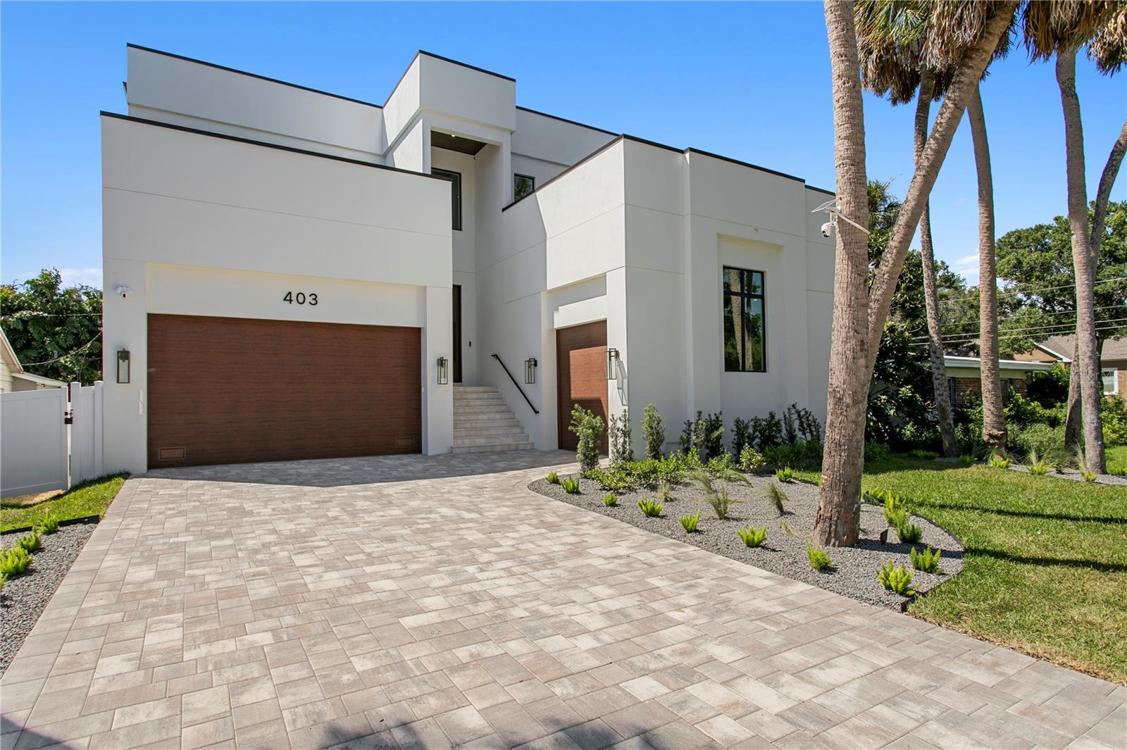 403 S BARBARA LANE