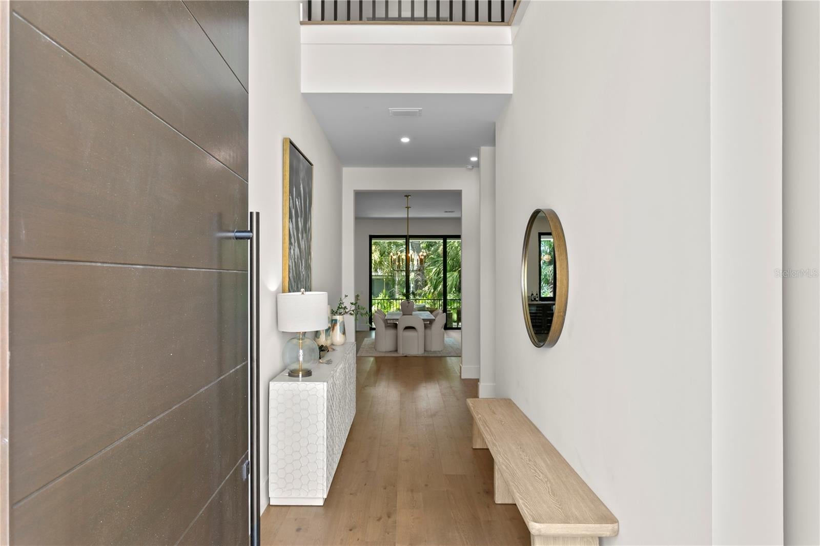 403 S BARBARA LANE