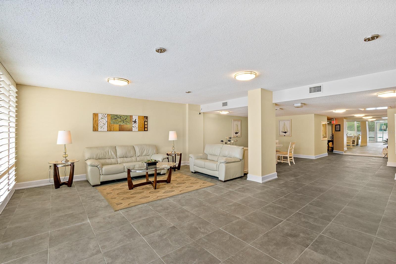 Bayshore Bath & Tennis Club Condo - Residential