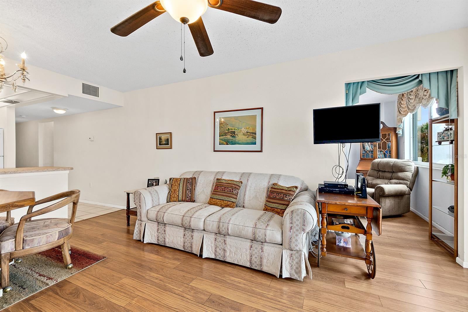 Bayshore Bath & Tennis Club Condo - Residential