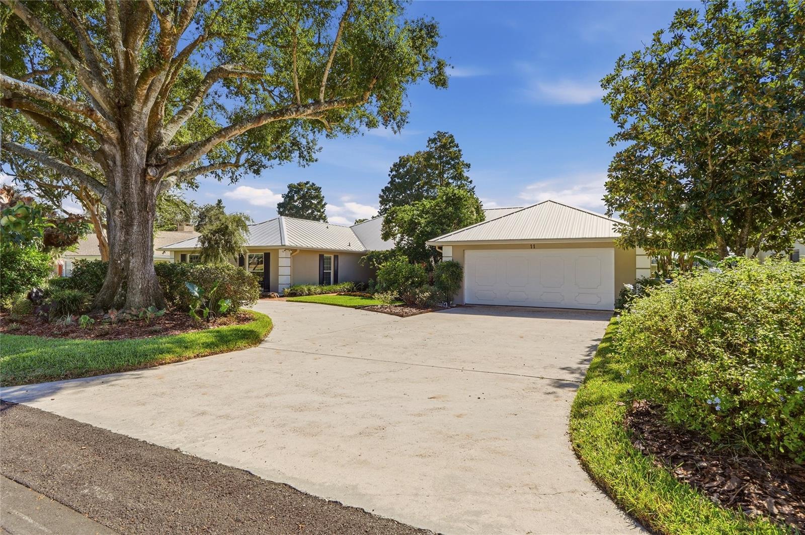 11 LAKE LINK DRIVE SE