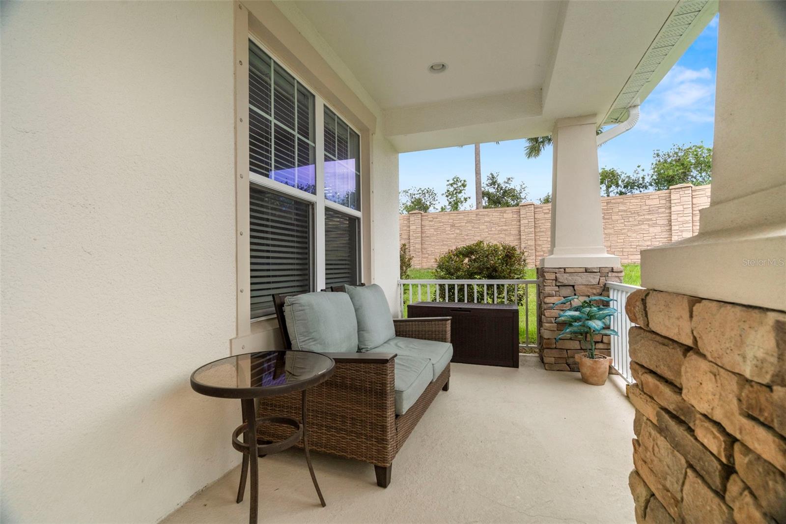 4607 LOS ROBLES COURT