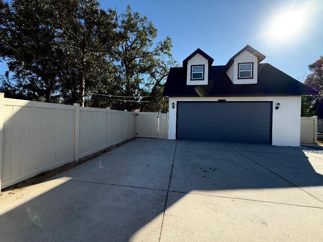 CLERMONT INDIAN HILLS - Residential Lease