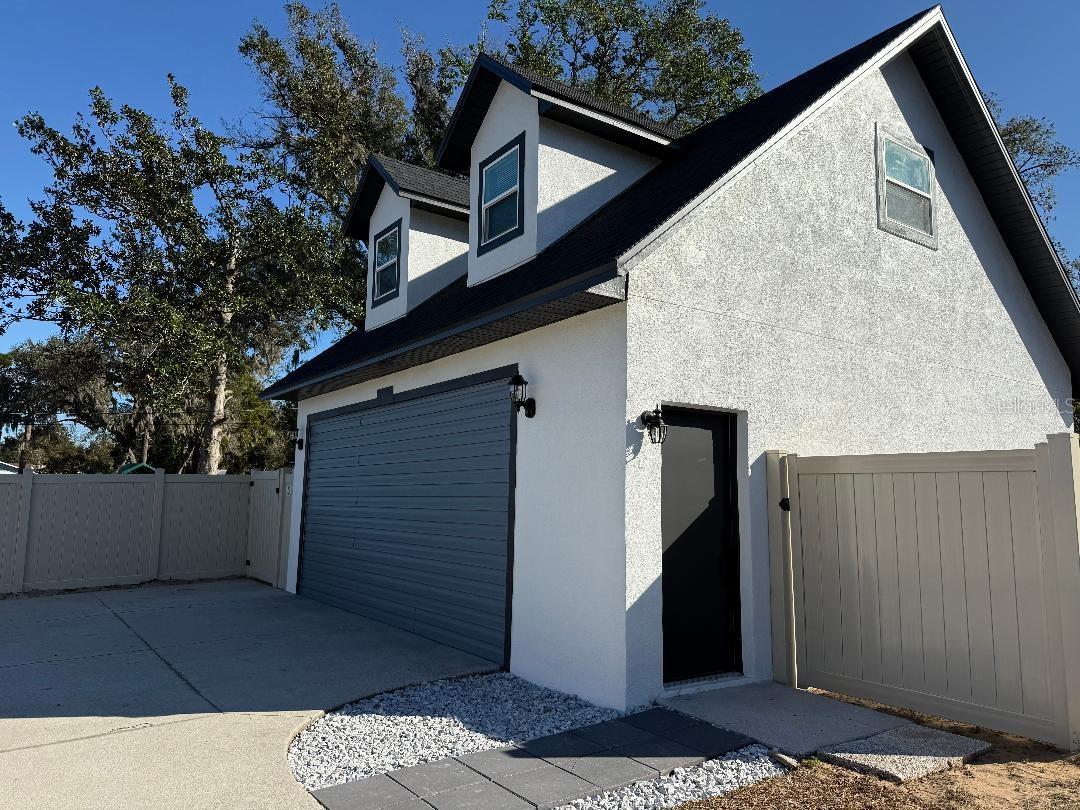 CLERMONT INDIAN HILLS - Residential Lease