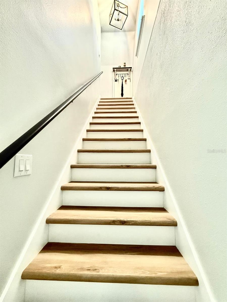 CLERMONT INDIAN HILLS - Residential Lease