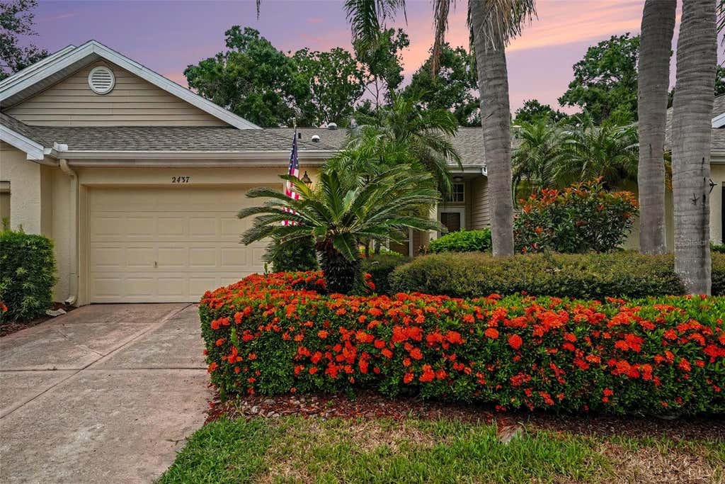 Photo of 2437 Nantucket Harbor Loop #2437, Sun City Center, FL 33573 (MLS # A4700838)