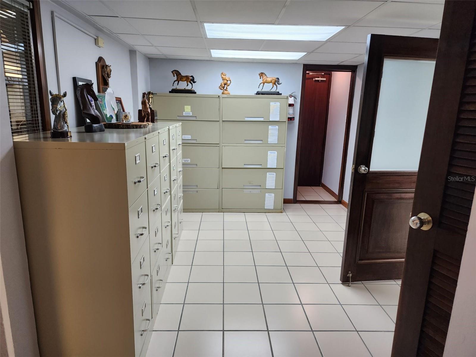 ALTAMESA - Commercial Sale