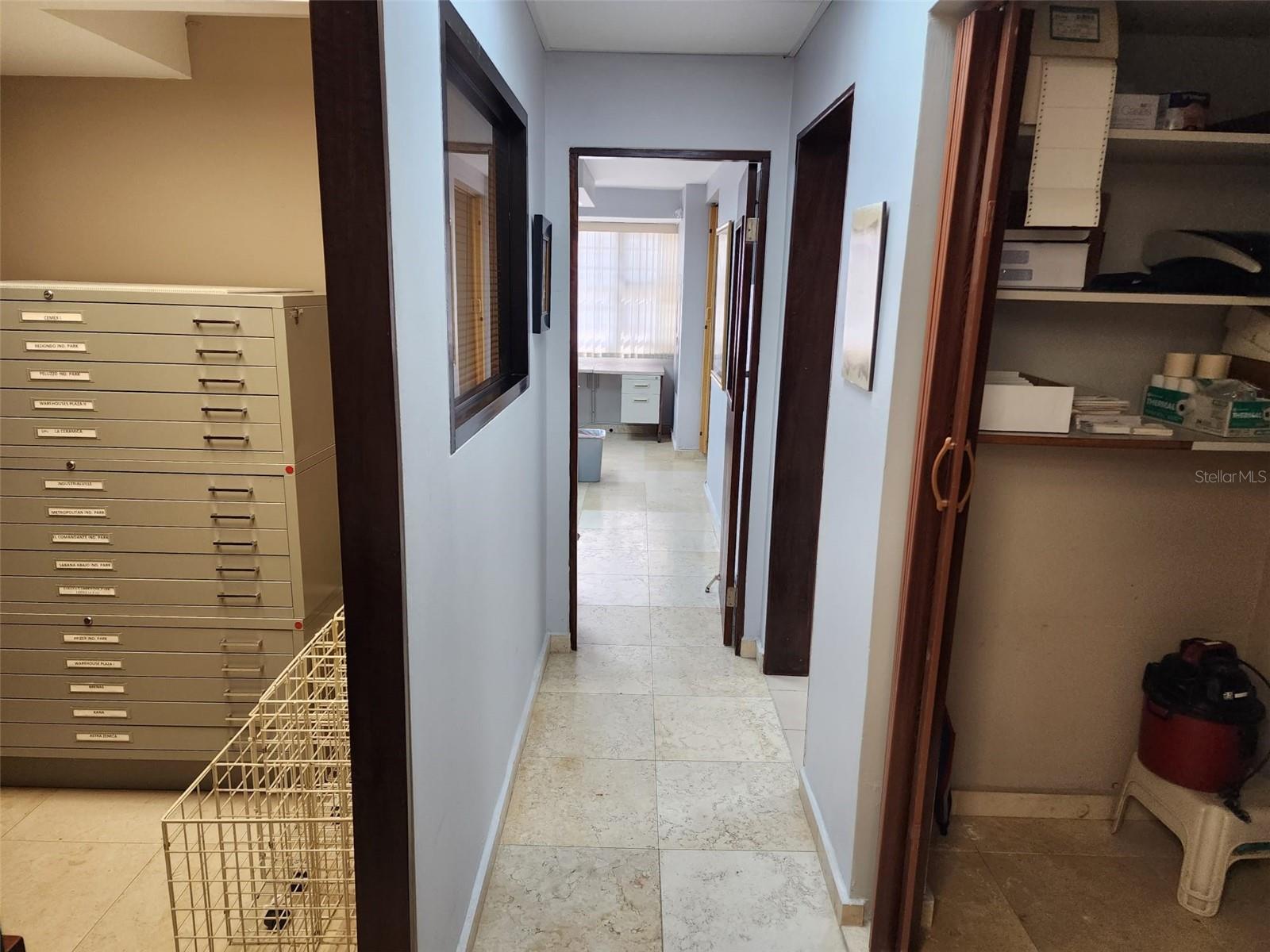 ALTAMESA - Commercial Sale