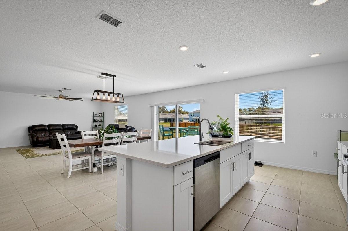 RIVERFRONT ESTATES SOUTH - Residential