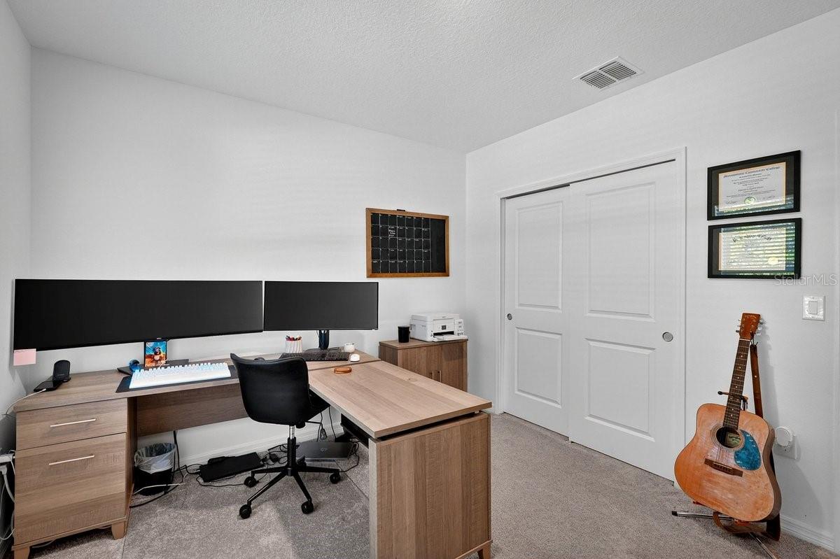 RIVERFRONT ESTATES SOUTH - Residential