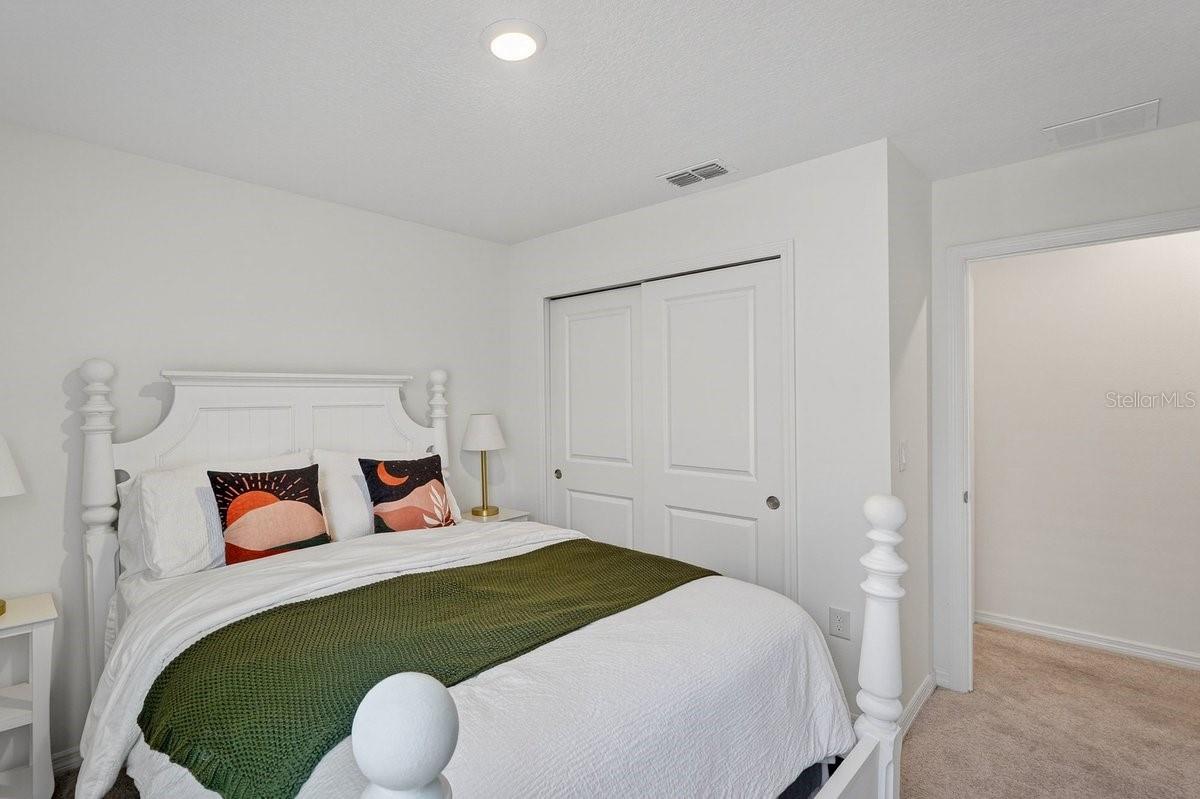 RIVERFRONT ESTATES SOUTH - Residential