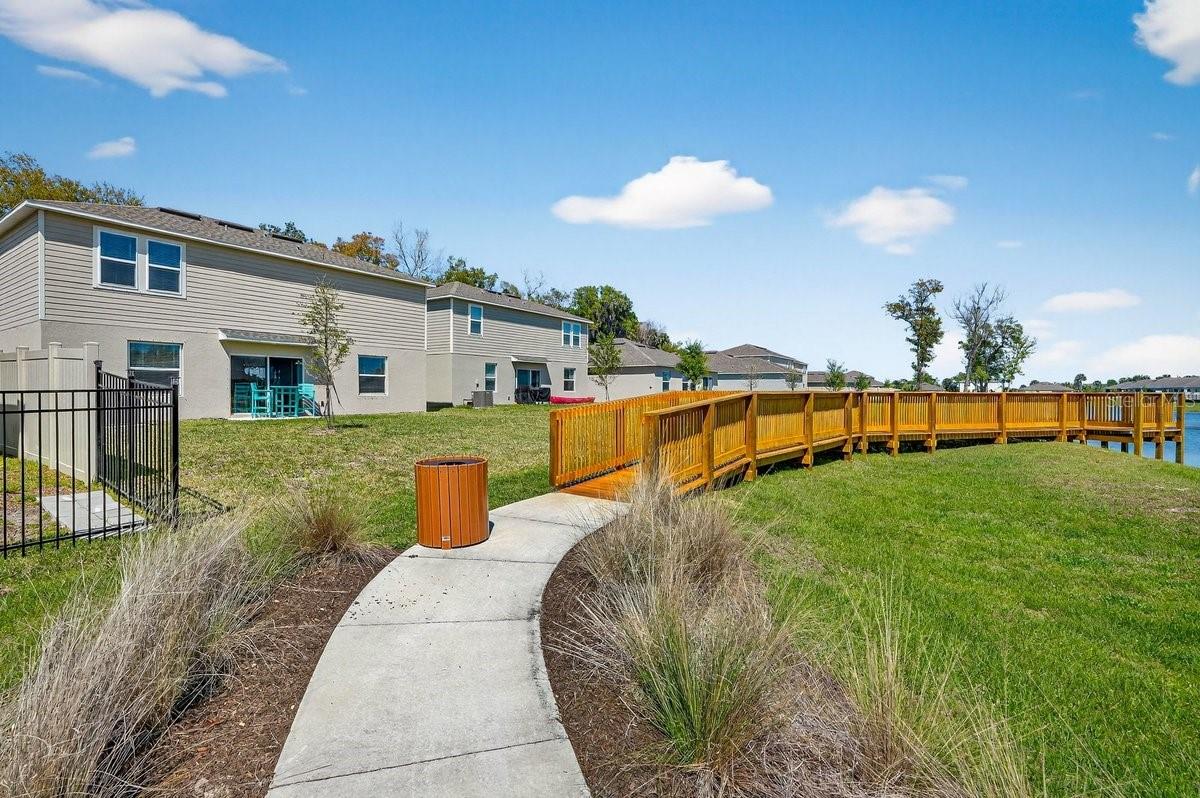 RIVERFRONT ESTATES SOUTH - Residential