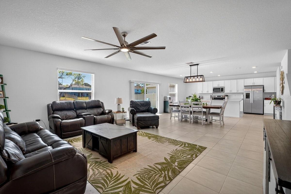 RIVERFRONT ESTATES SOUTH - Residential