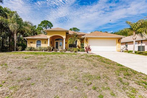 A home in PORT CHARLOTTE