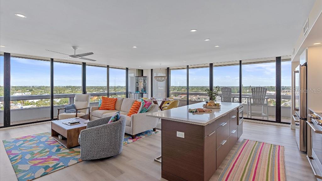 5400 OCEAN BOULEVARD 8-04