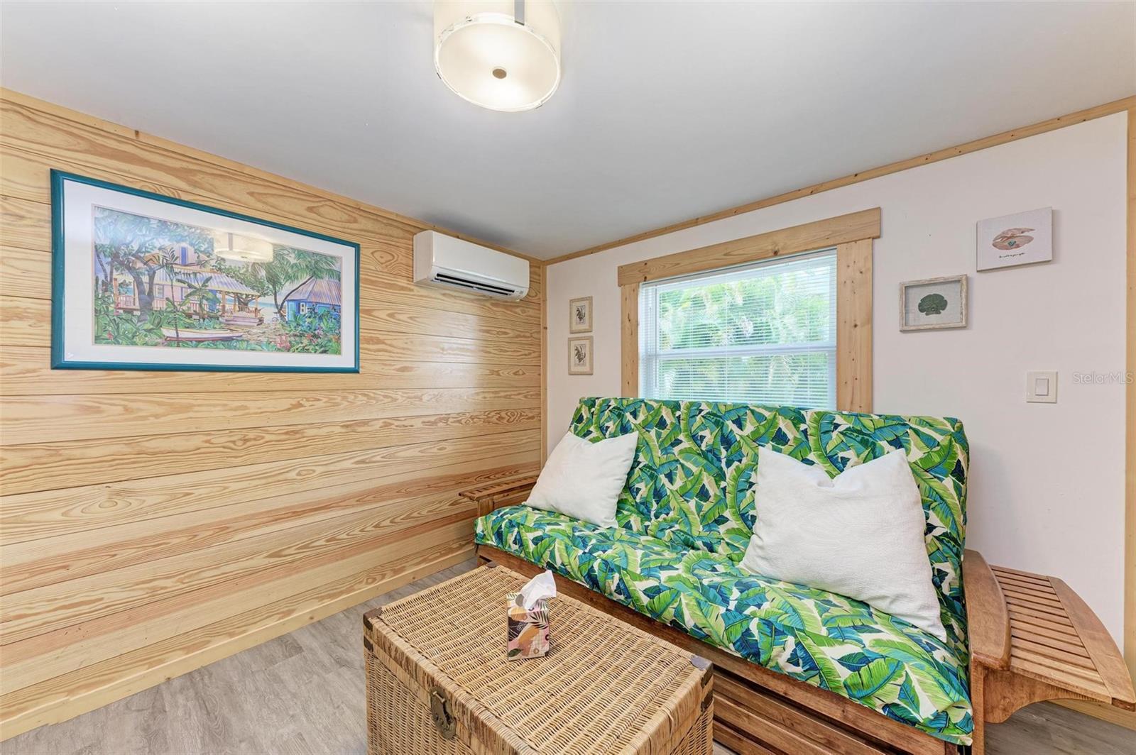 RIVIERA LAGOONS - Residential