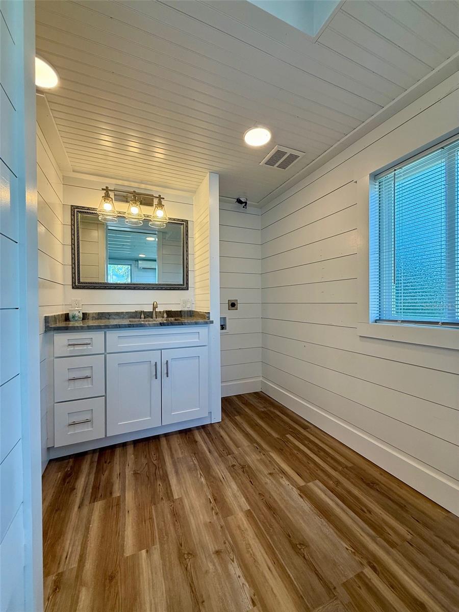 RIVIERA LAGOONS - Residential